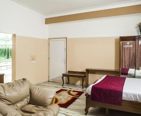 Sarao Hotel Mohali Exterior foto