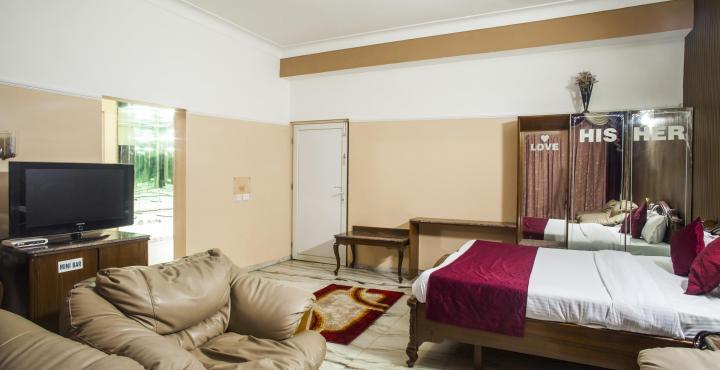 Sarao Hotel Mohali Exterior foto